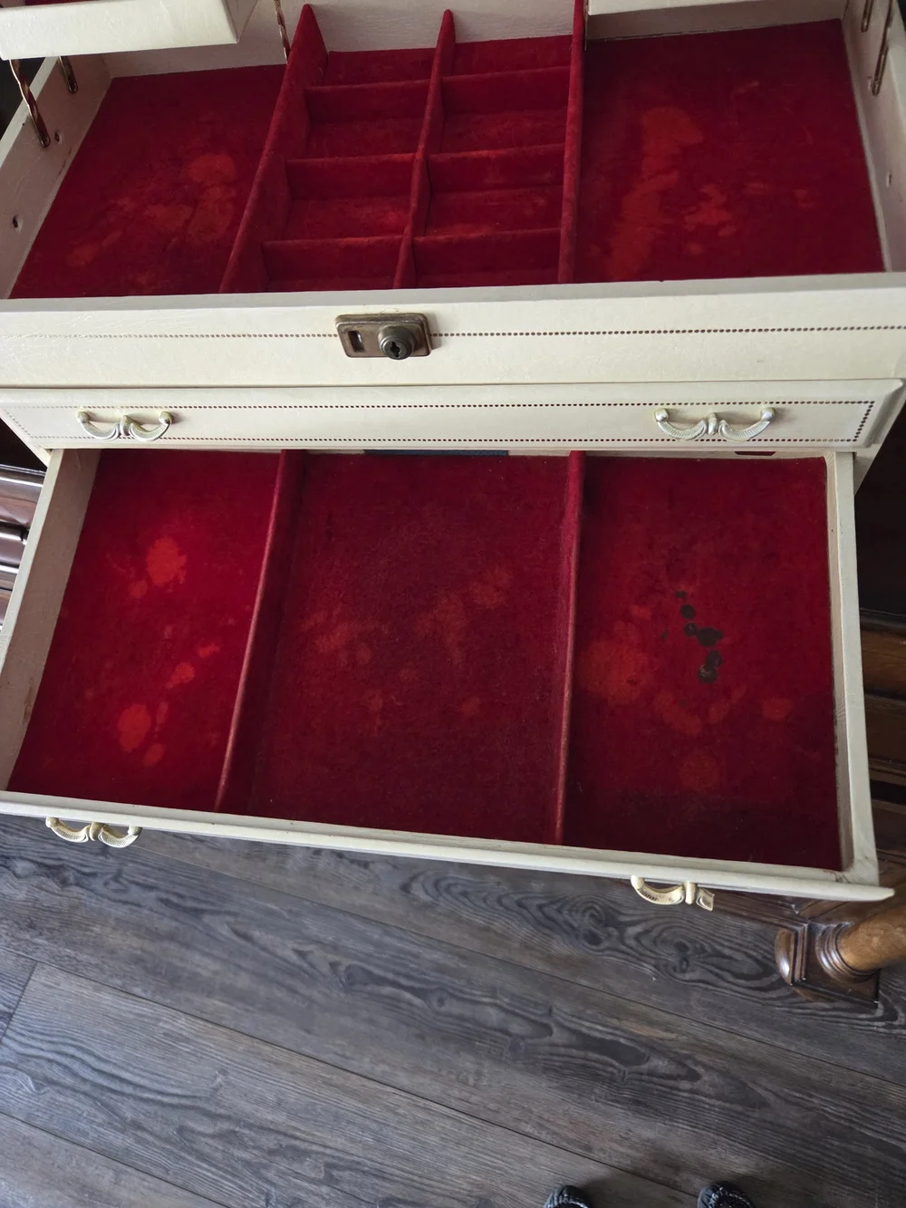 Vintage Mele Jewelry Box